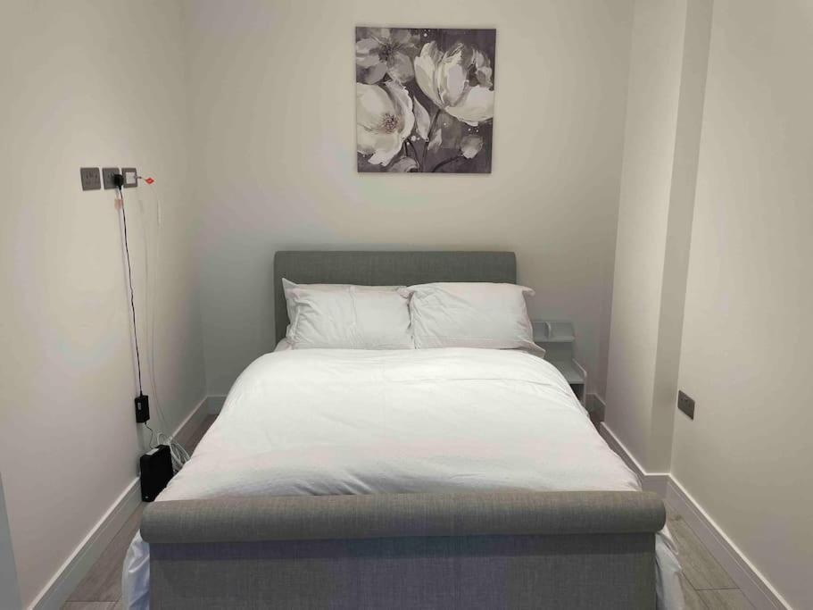 Stylish And Cosy 2 Bedroom Flat In Croydon Exterior foto