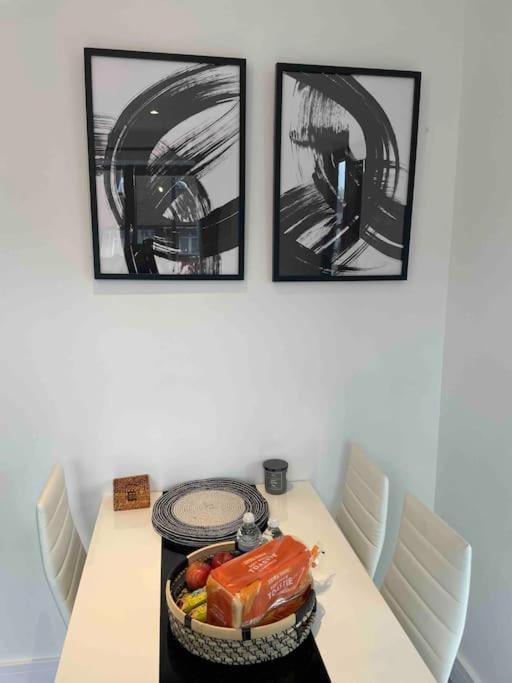 Stylish And Cosy 2 Bedroom Flat In Croydon Exterior foto